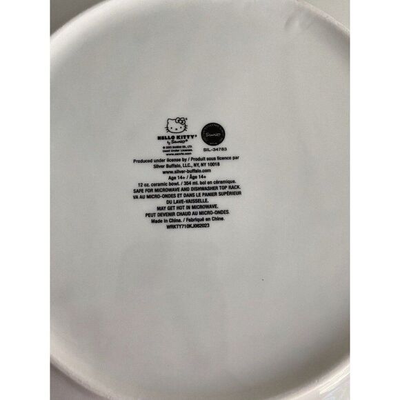 Set Of 4 Sanrio Hello Kitty Ceramic Dinner Plate 10.5” Christmas Tree Snowflake - Picture 8 of 9